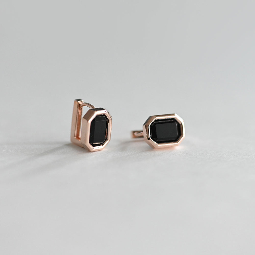 925 Silver Square Bezel-Black One Touch Earrings_KWAJE480