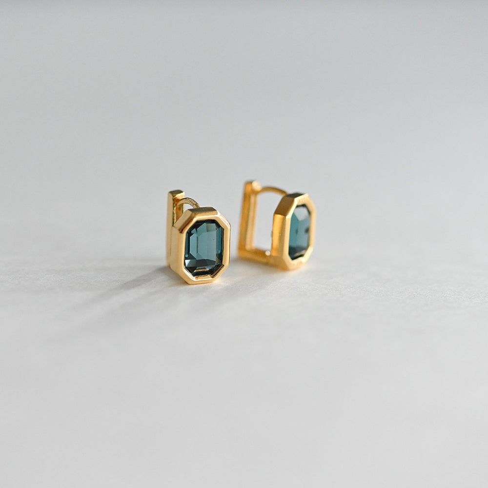 925 Silver Square Bezel-Montana One Touch Earrings_KWAJE363