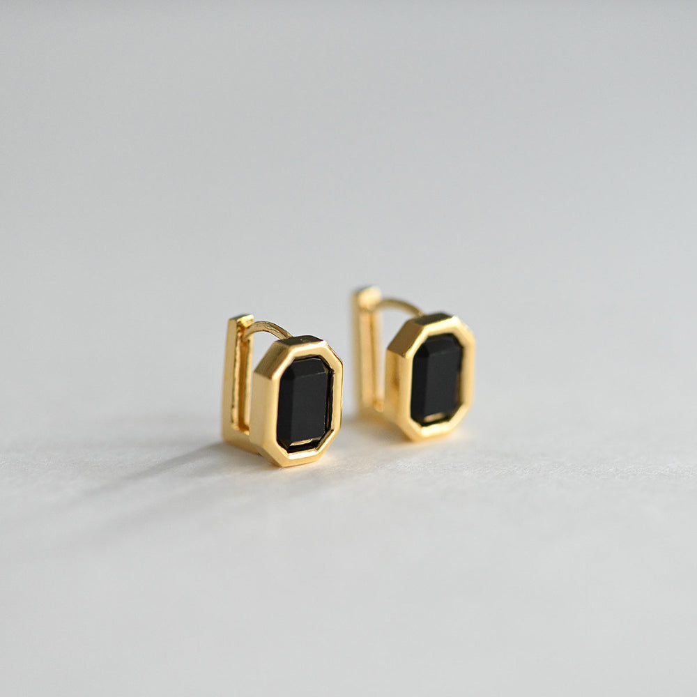 925 Silver Square Bezel-Black One Touch Earrings_KWAJE480