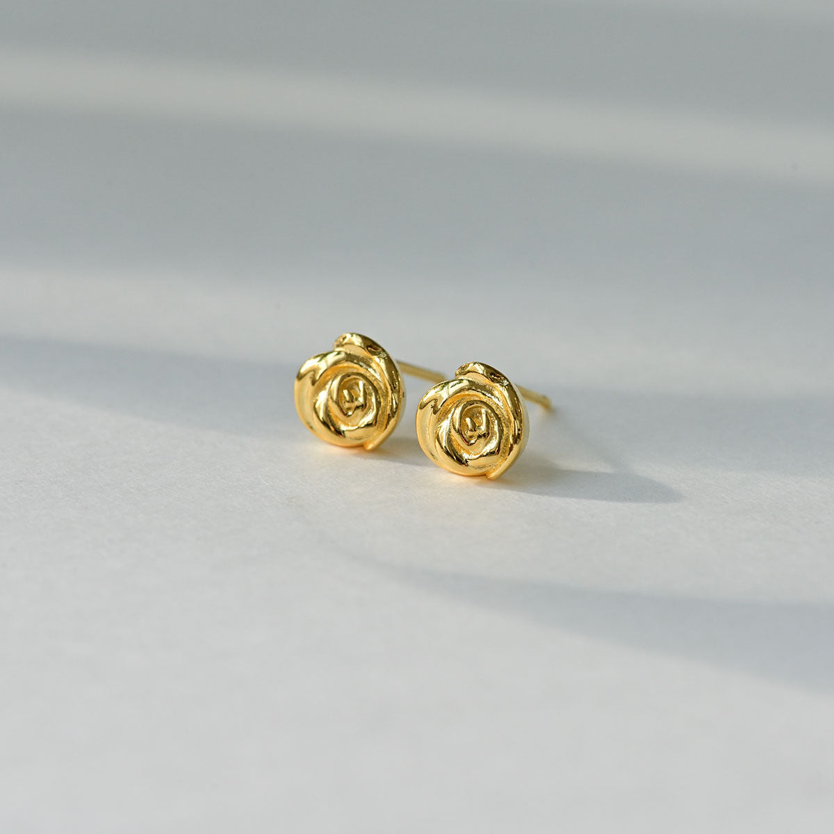 925 silver rose stud earrings_KWAJE356