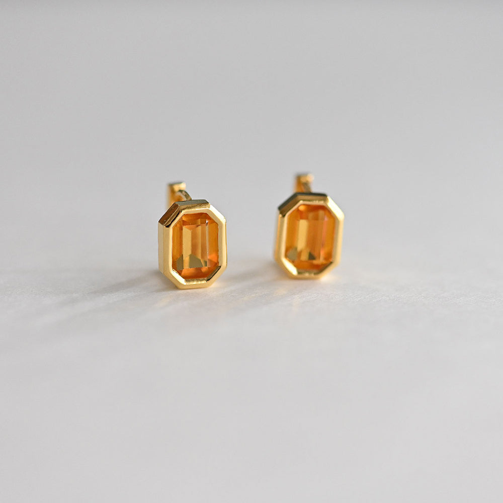 925 Silver Square Bezel-Topaz One Touch Earrings_KWAJE364