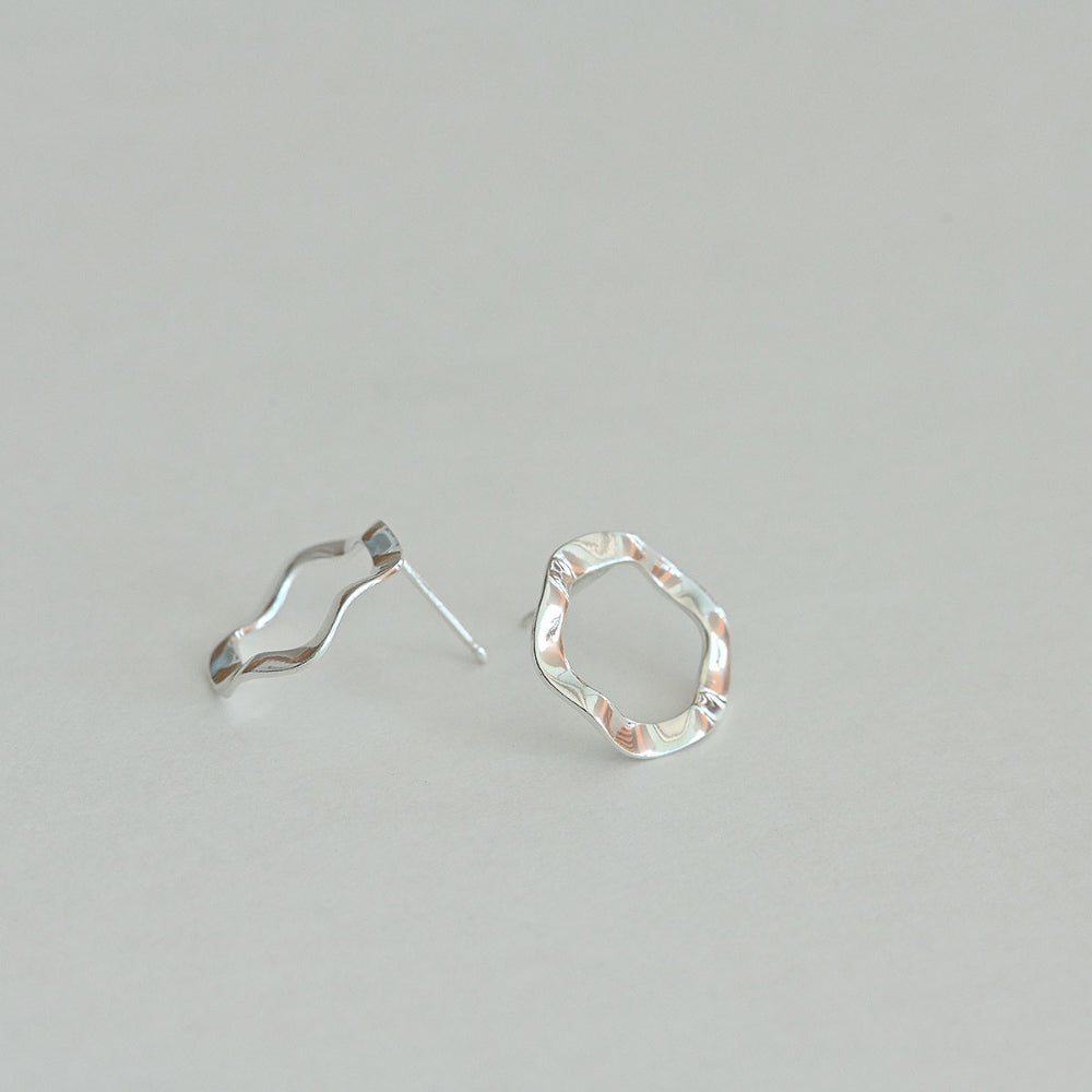 925 silver wave donut stud earrings_KWAJE490