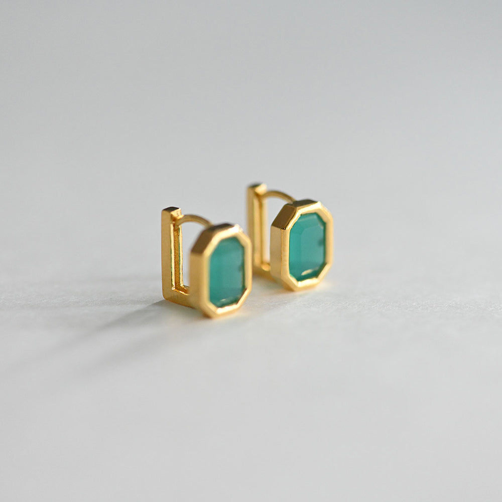 925 Silver Square Bezel Green One Touch Earrings_KWAJE362