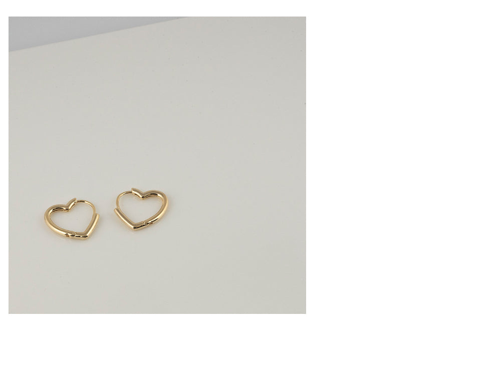 925 Silver Line Heart One Touch Earrings_KWAJE152