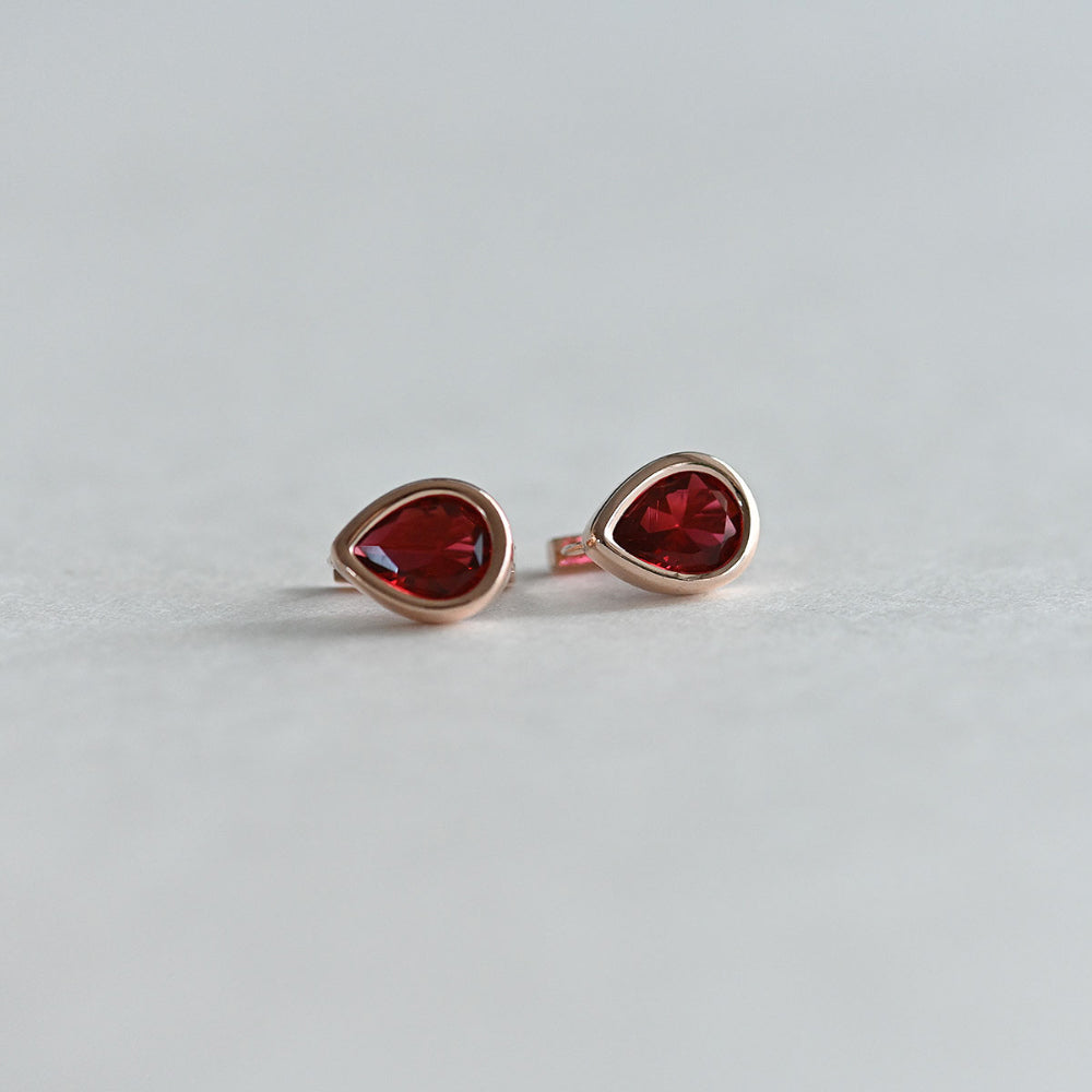 925 Silver Water Drop Bezel Red One Touch Earrings_KWAJE382