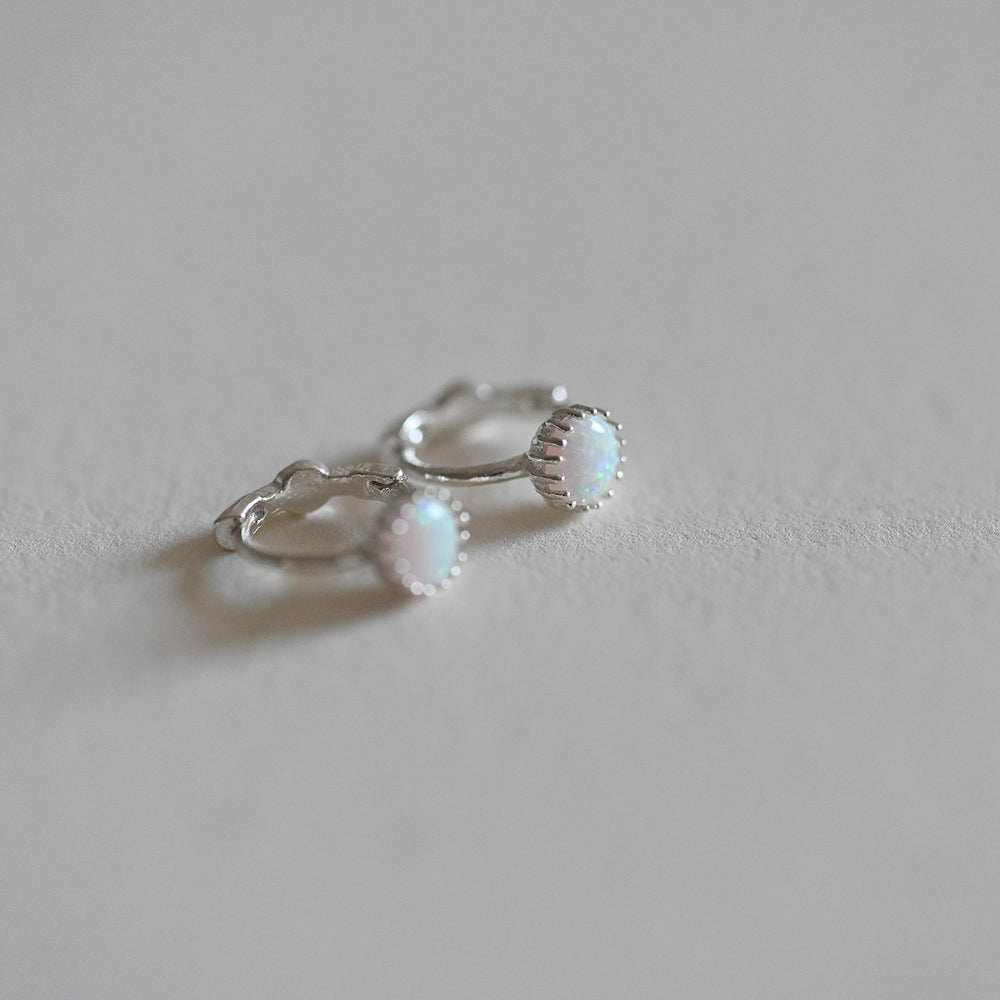 925 Silver Opal Gemstone Mini One-Touch Earrings_KWAJE345