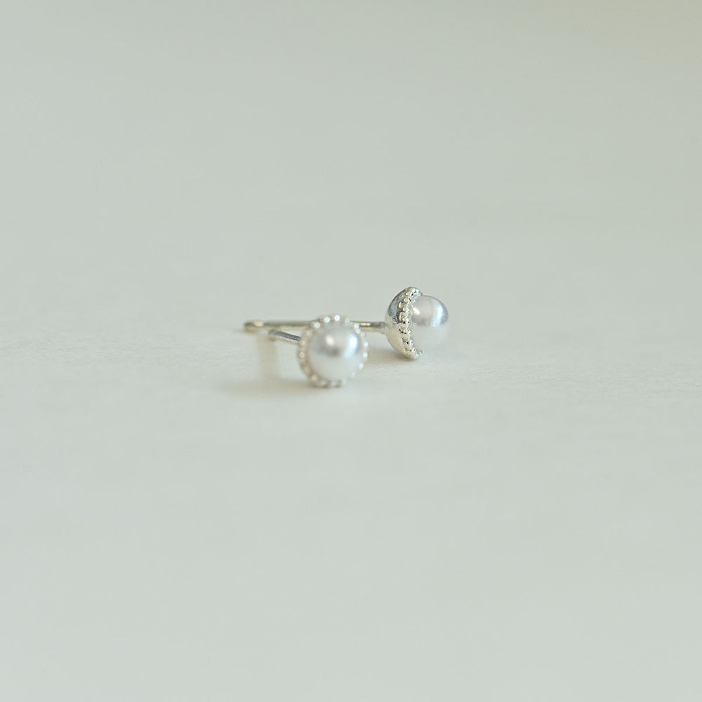 925 silver pearl stud earrings_KWAJE496