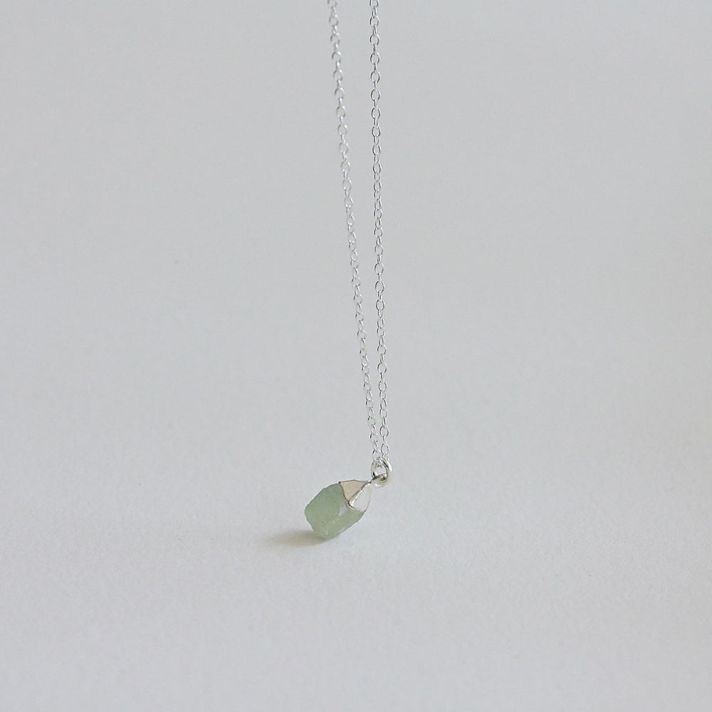 925 Silver Prehnite Rough Gemstone Necklace_KWAJE559