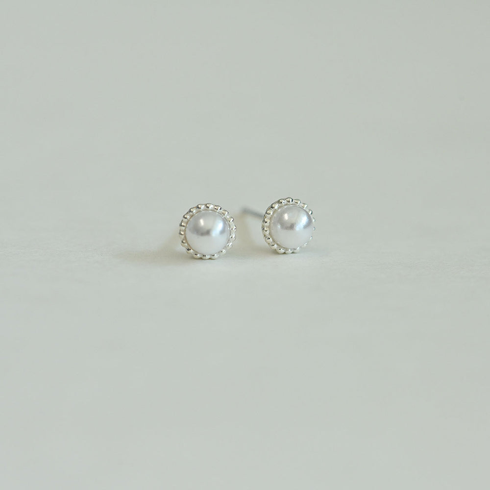 925 silver pearl stud earrings_KWAJE496