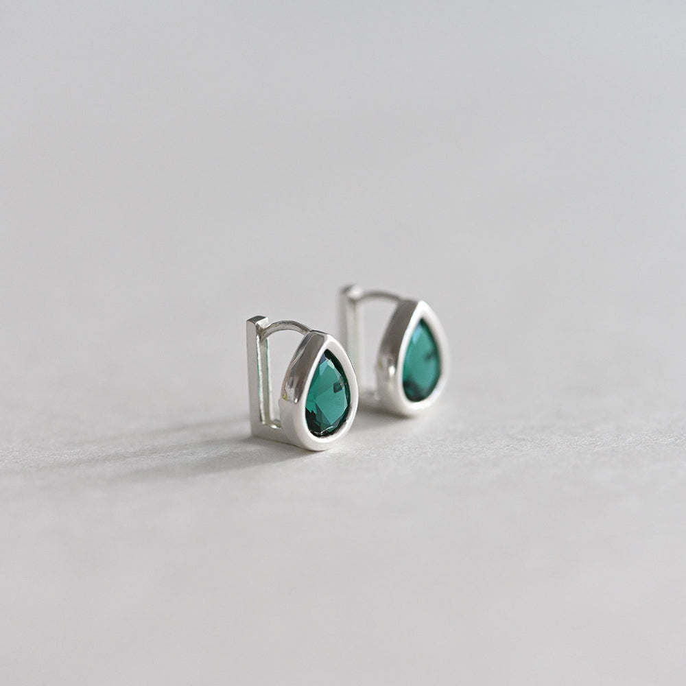 925 Silver Water Drop Bezel Green One Touch Earrings_KWAJE381