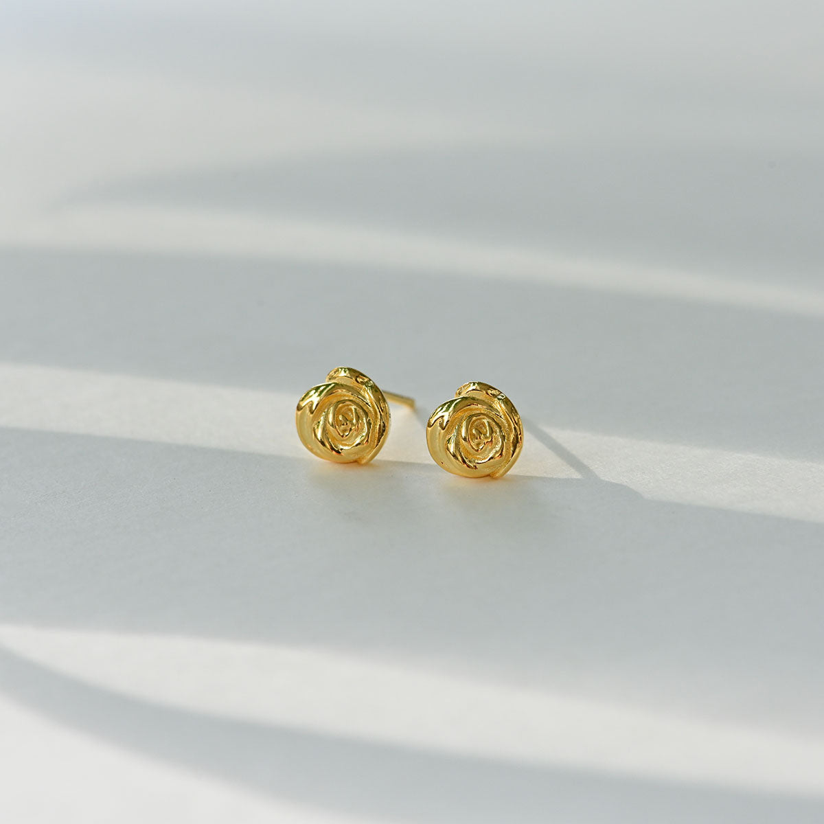 925 silver rose stud earrings_KWAJE356