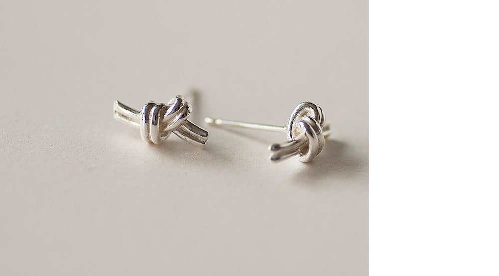 925 silver two-line knot earrings_KWAJE475