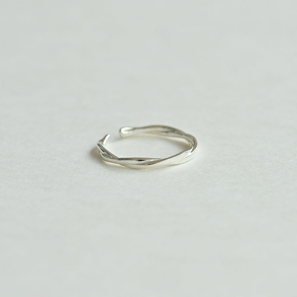 925 silver thin twist open ring (small)_KWAJE065