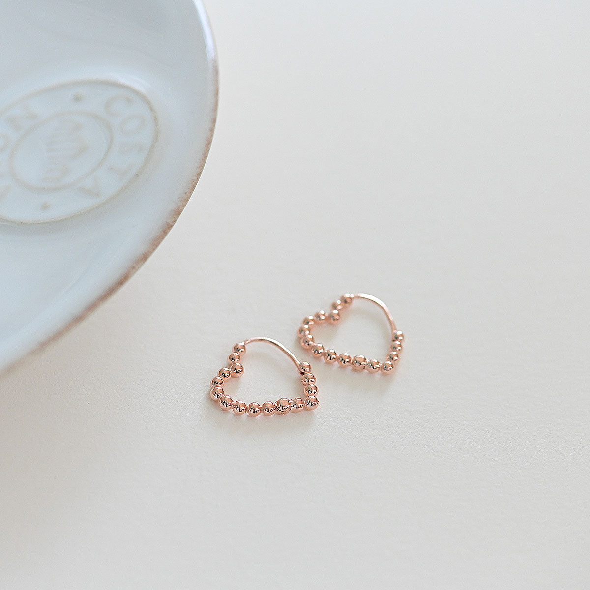 925 silver ball heart one touch earrings_KWAJE140