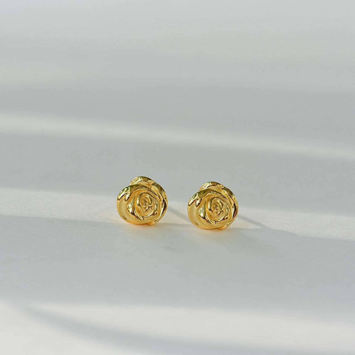 925 silver rose stud earrings_KWAJE356