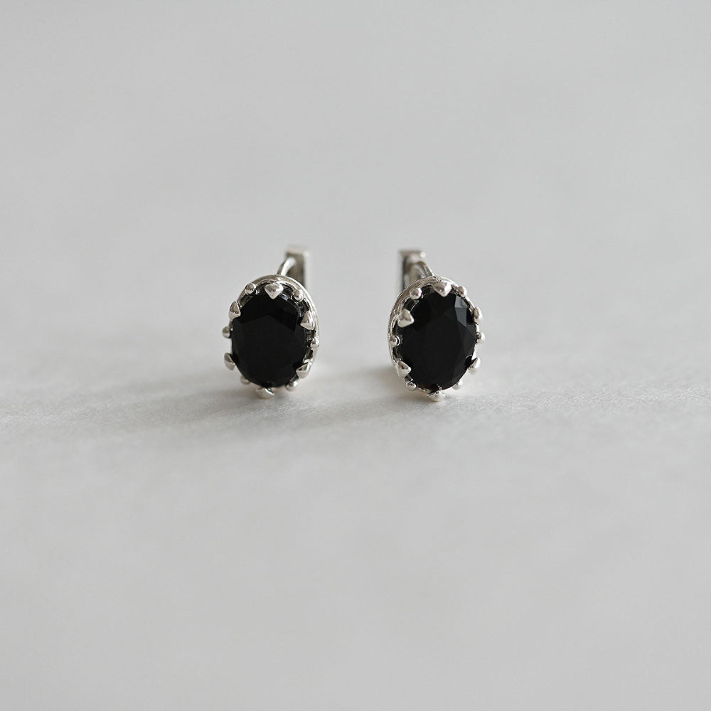 925 Silver Oval Crown Black One Touch Earrings_KWAJE078