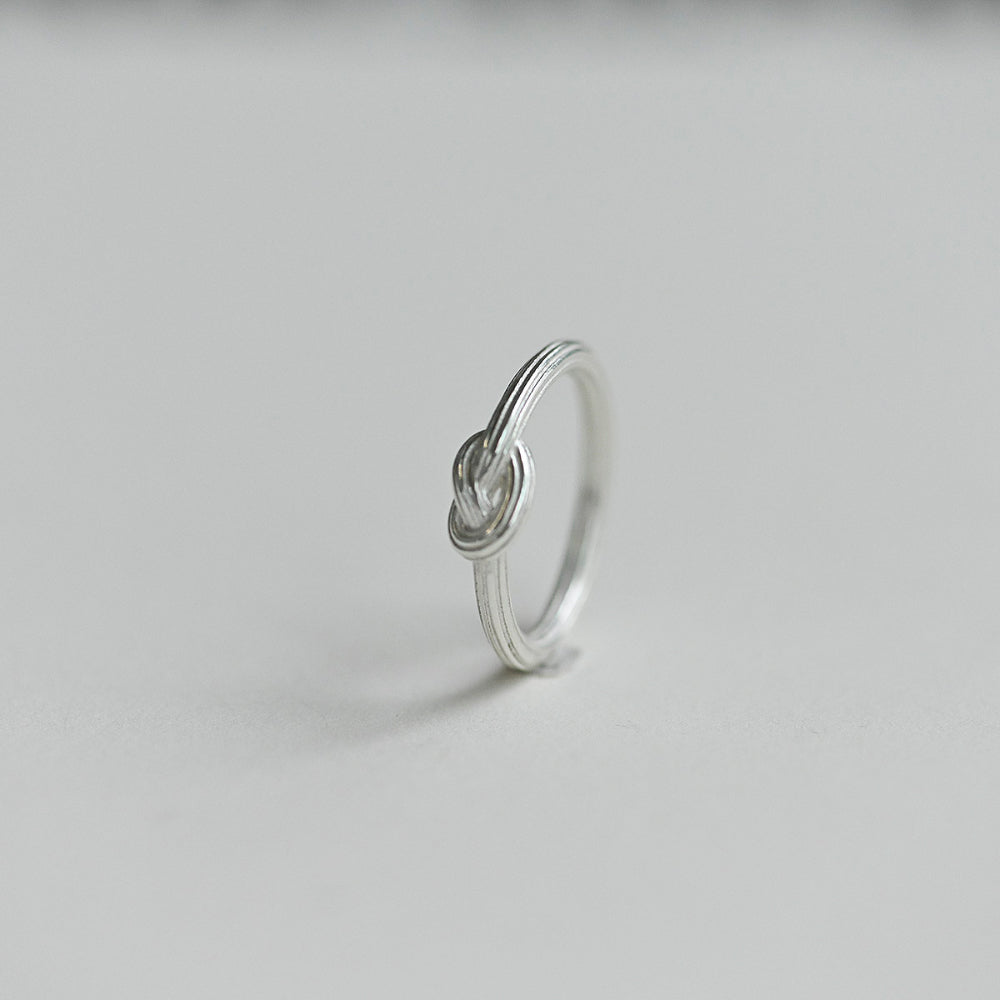 925 Silver Groove Skinny Note Ring_KWAJE256