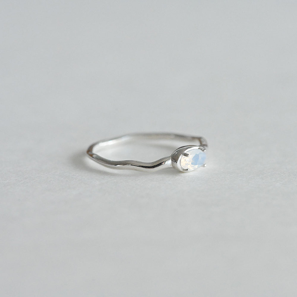 925 silver white oval ring_KWAJE436