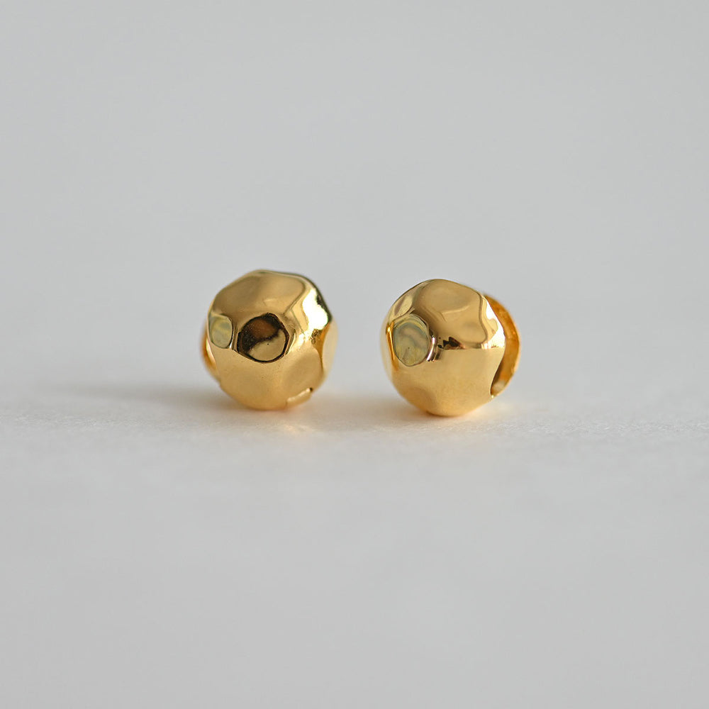 925 Silver Hammering Ball One Touch Earrings_KWAJE240