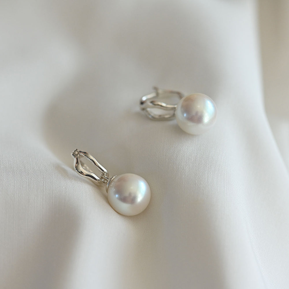 925 silver pearl rattle one touch earrings_KWAJE347