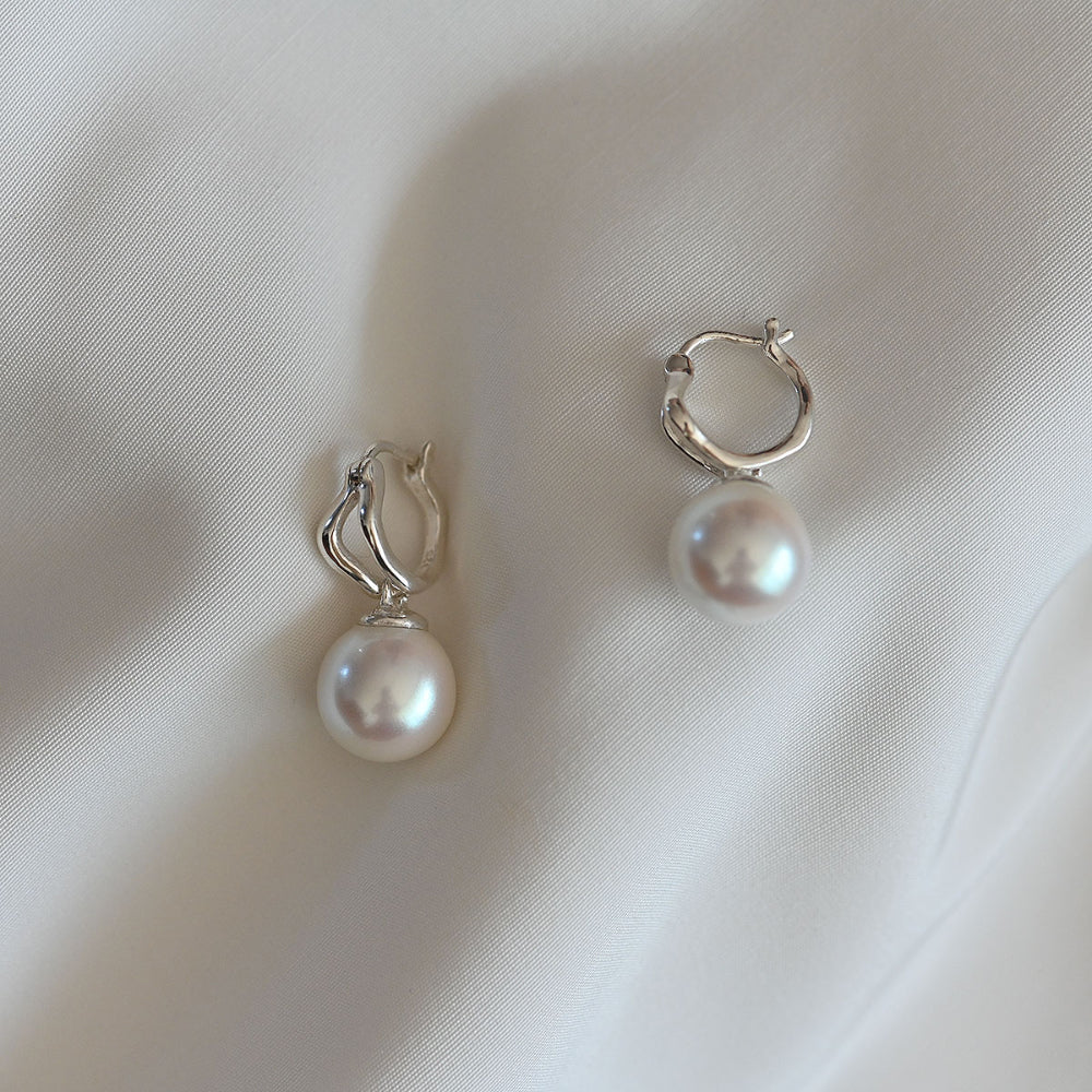 925 silver pearl rattle one touch earrings_KWAJE347