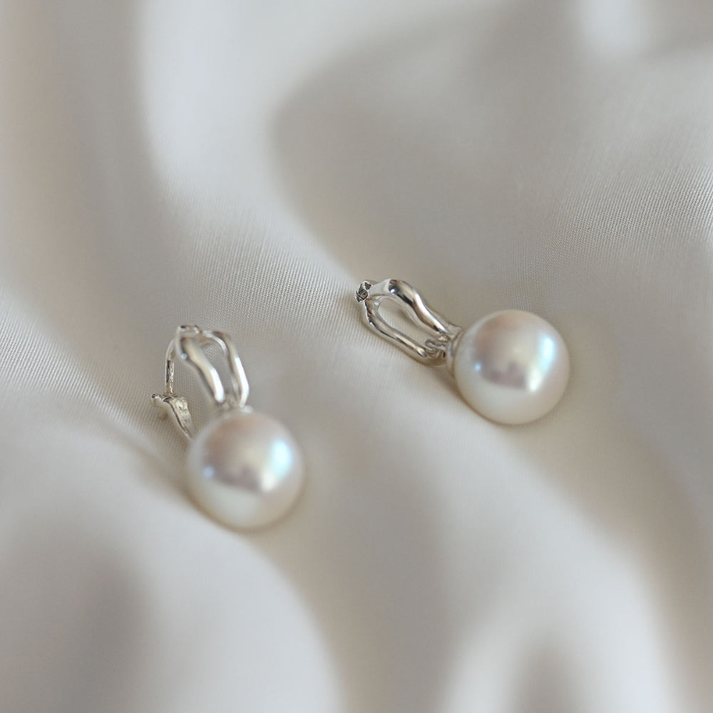 925 silver pearl rattle one touch earrings_KWAJE347