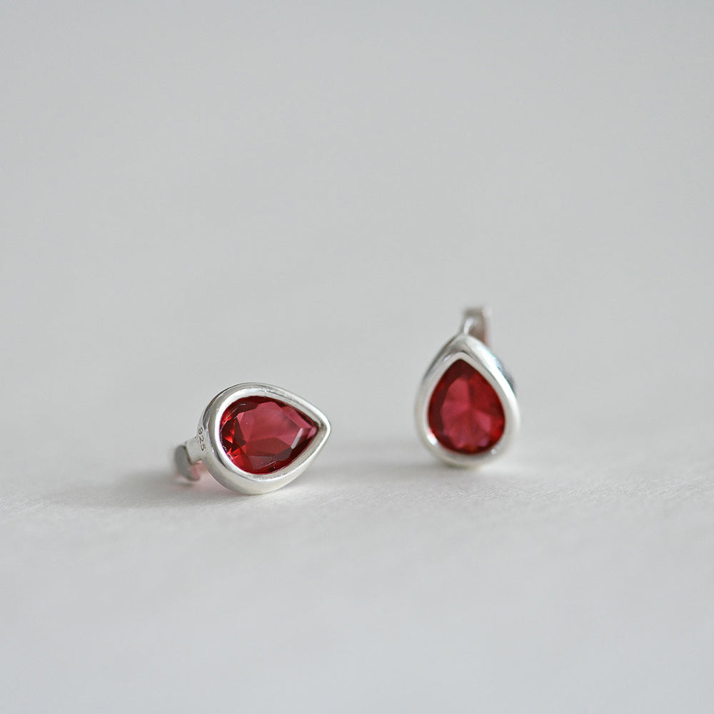 925 Silver Water Drop Bezel Red One Touch Earrings_KWAJE382