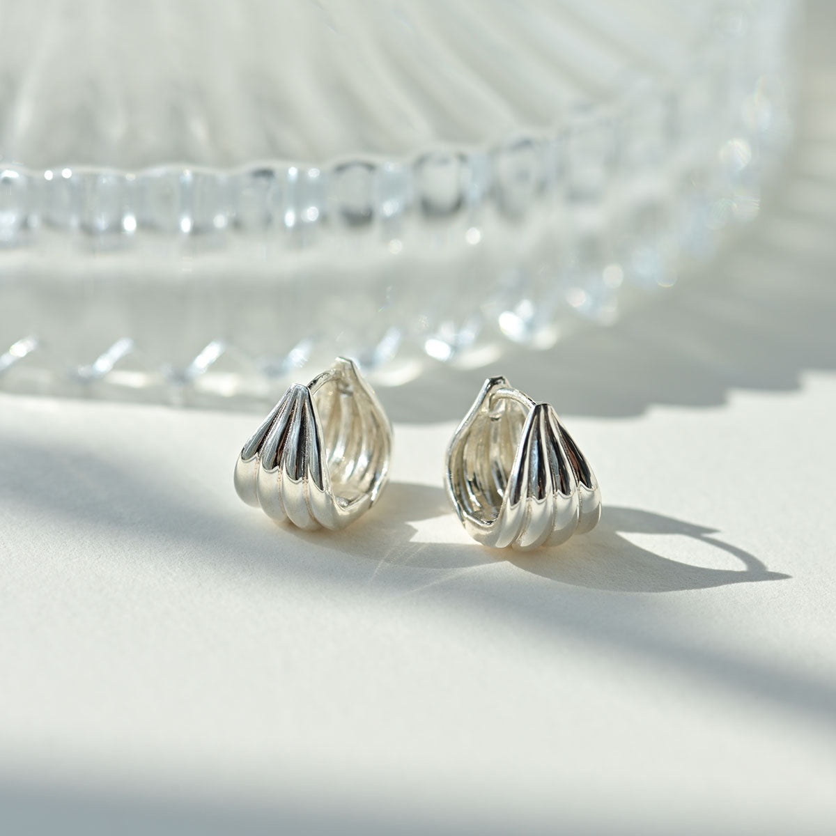 925 Silver Onion One Touch Earrings_KWAJE077