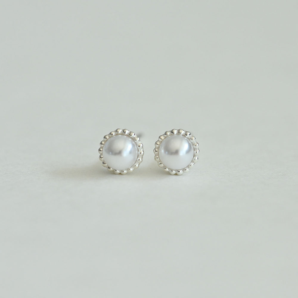 925 silver pearl stud earrings_KWAJE496