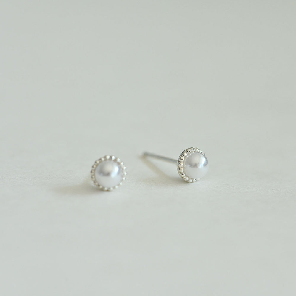 925 silver pearl stud earrings_KWAJE496