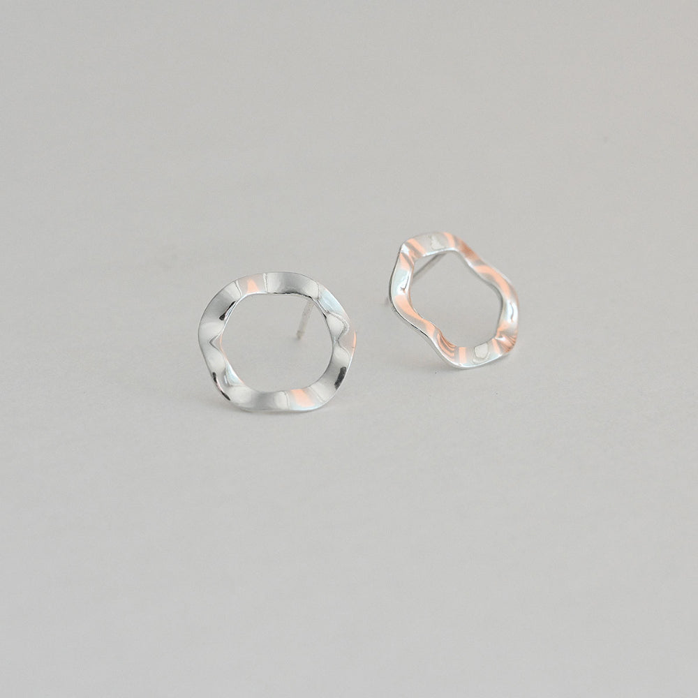 925 silver wave donut stud earrings_KWAJE490