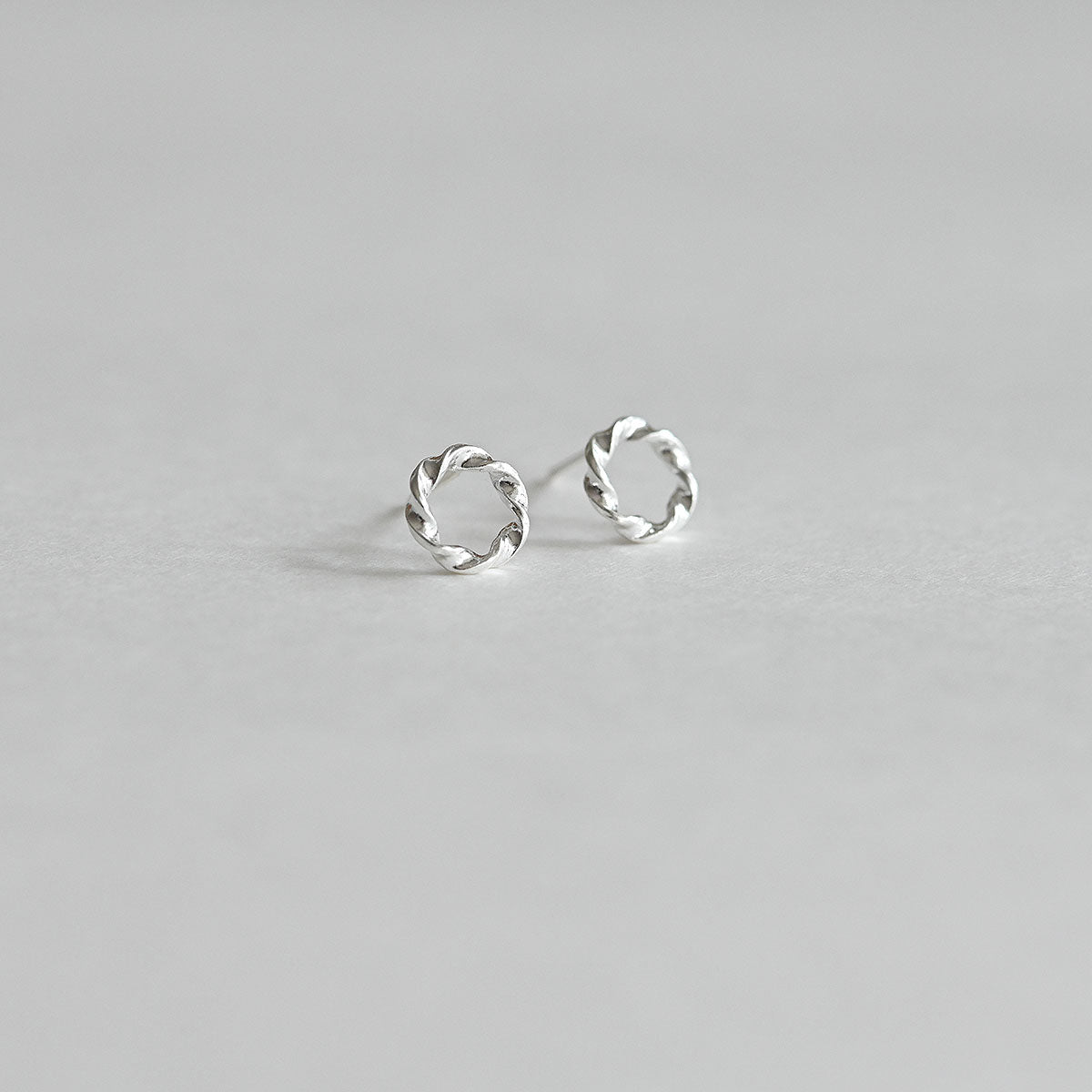 925 silver twilly stud earrings_KWAJE502