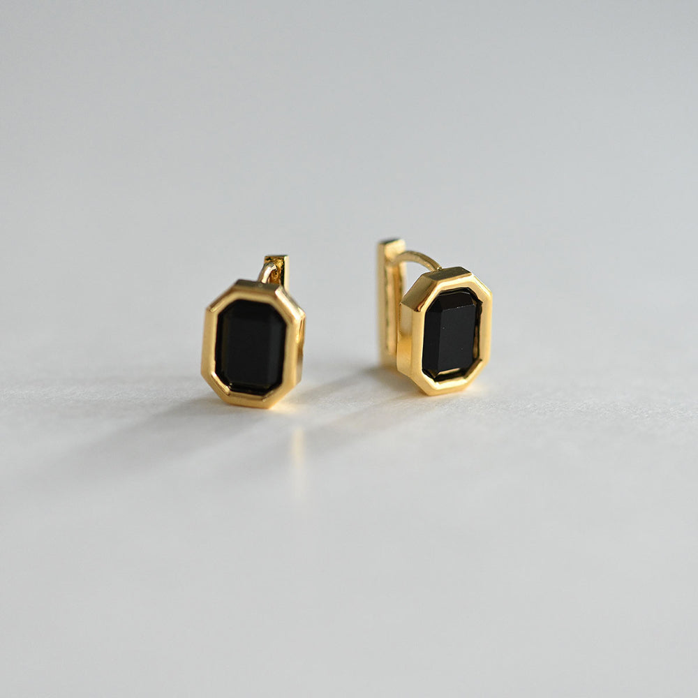 925 Silver Square Bezel-Black One Touch Earrings_KWAJE480