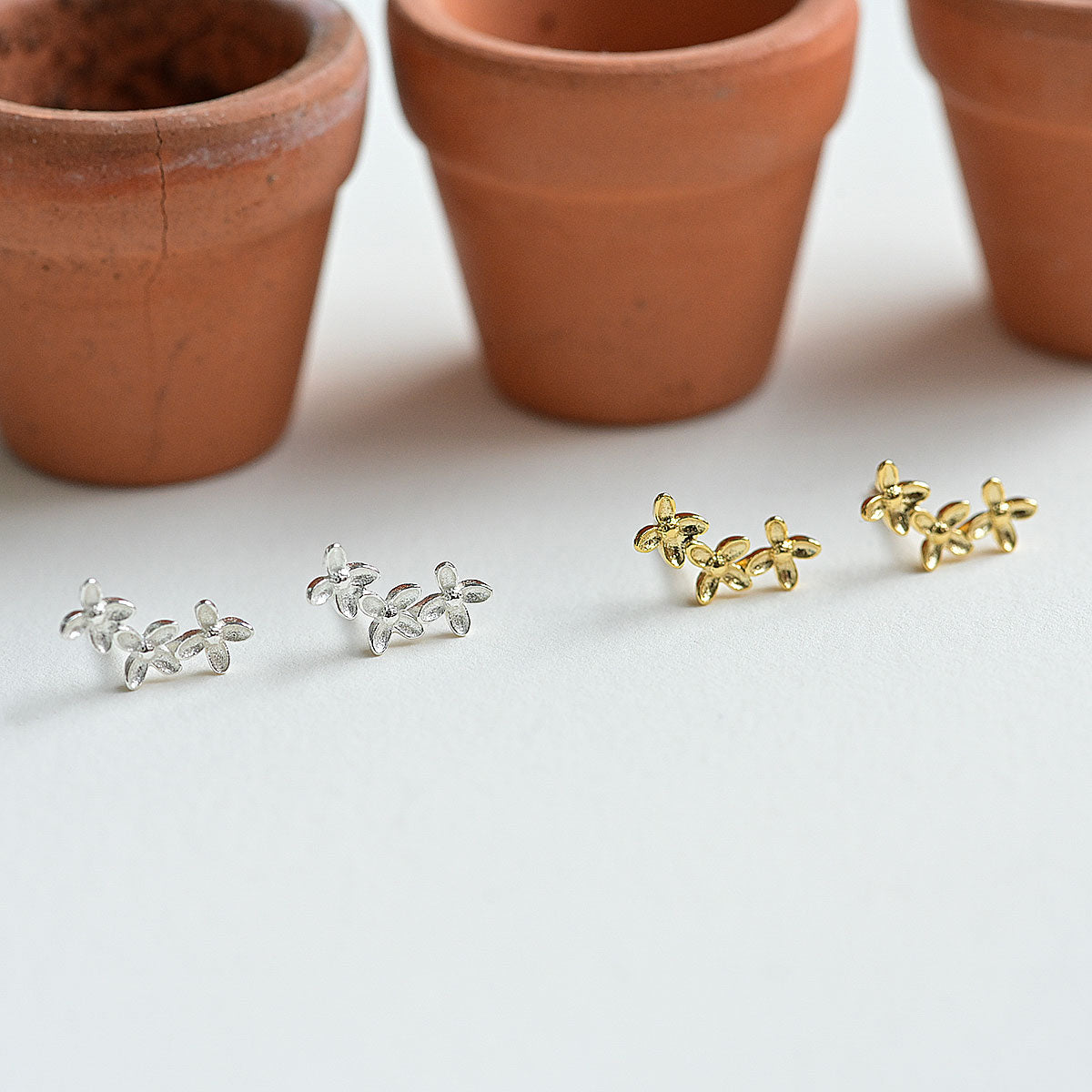 925 silver three flower stud earrings_KWAJE482