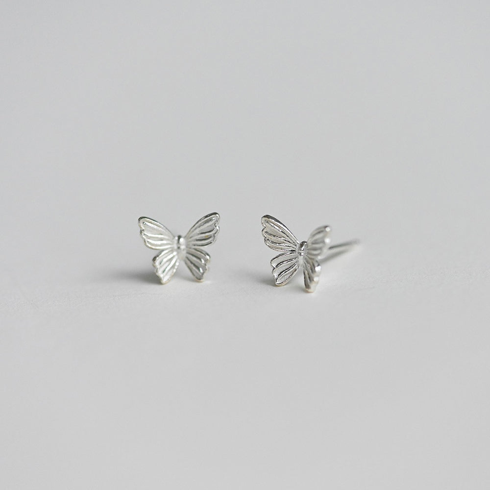 925 silver butterfly stud earrings_KWAJE472