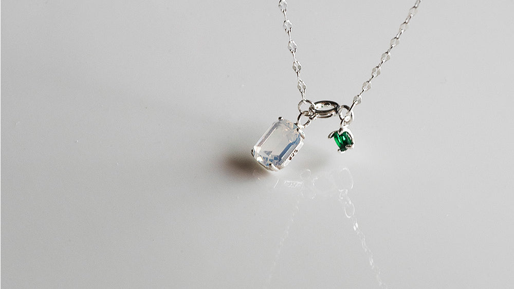 925 Silver White Green Square Necklace_KWAJE572