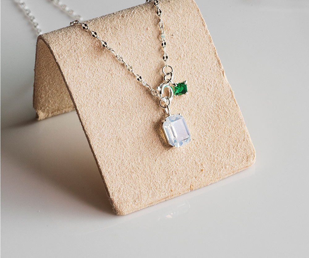 925 Silver White Green Square Necklace_KWAJE572