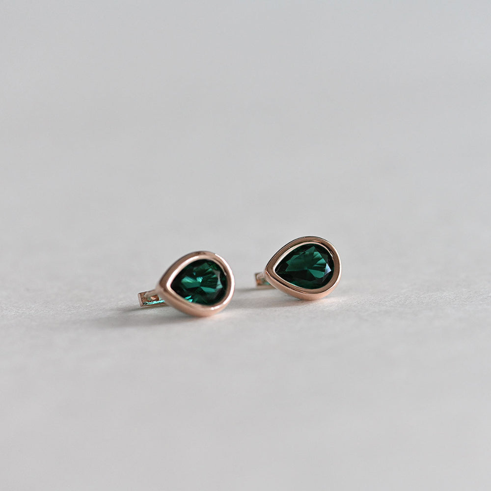 925 Silver Water Drop Bezel Green One Touch Earrings_KWAJE381