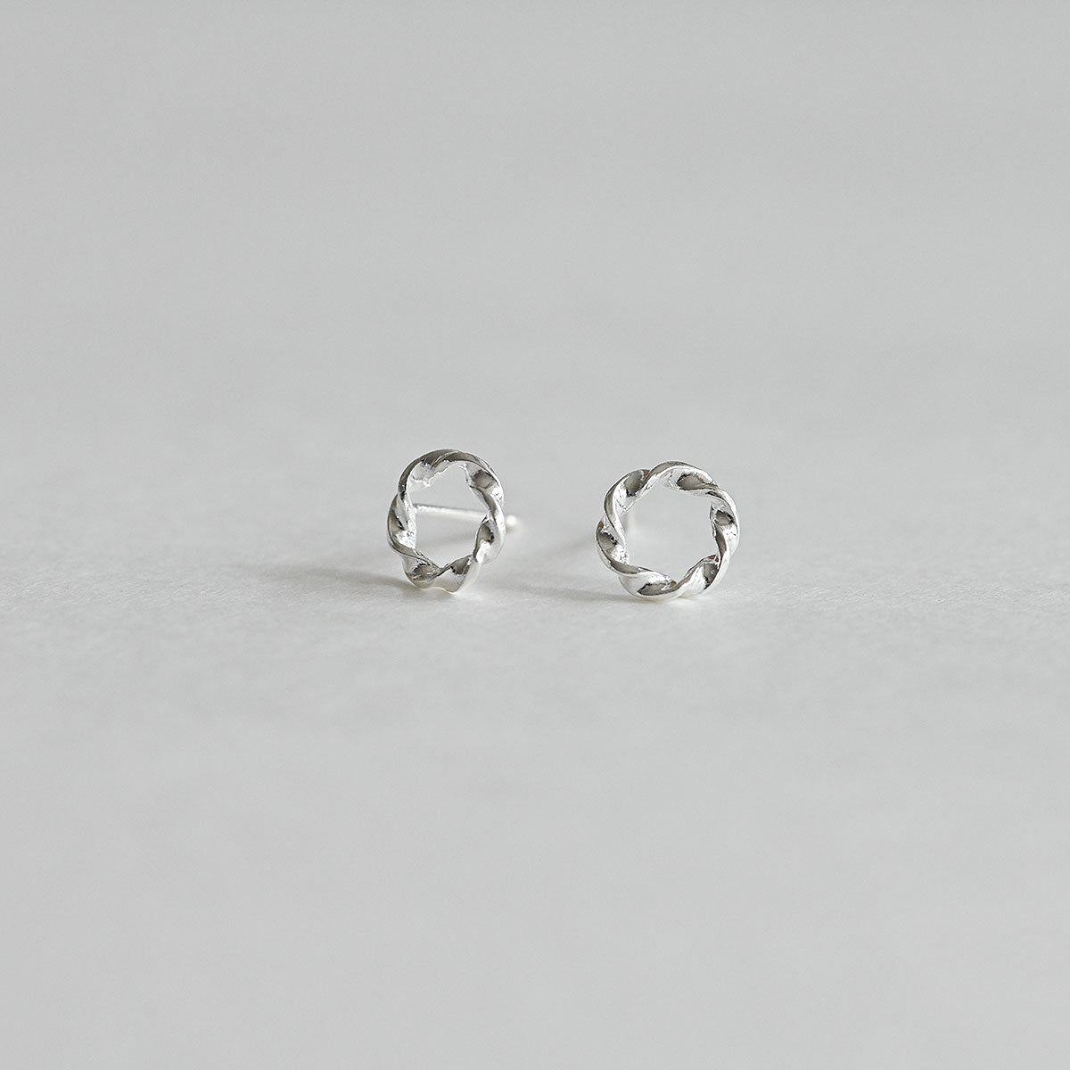 925 silver twilly stud earrings_KWAJE502