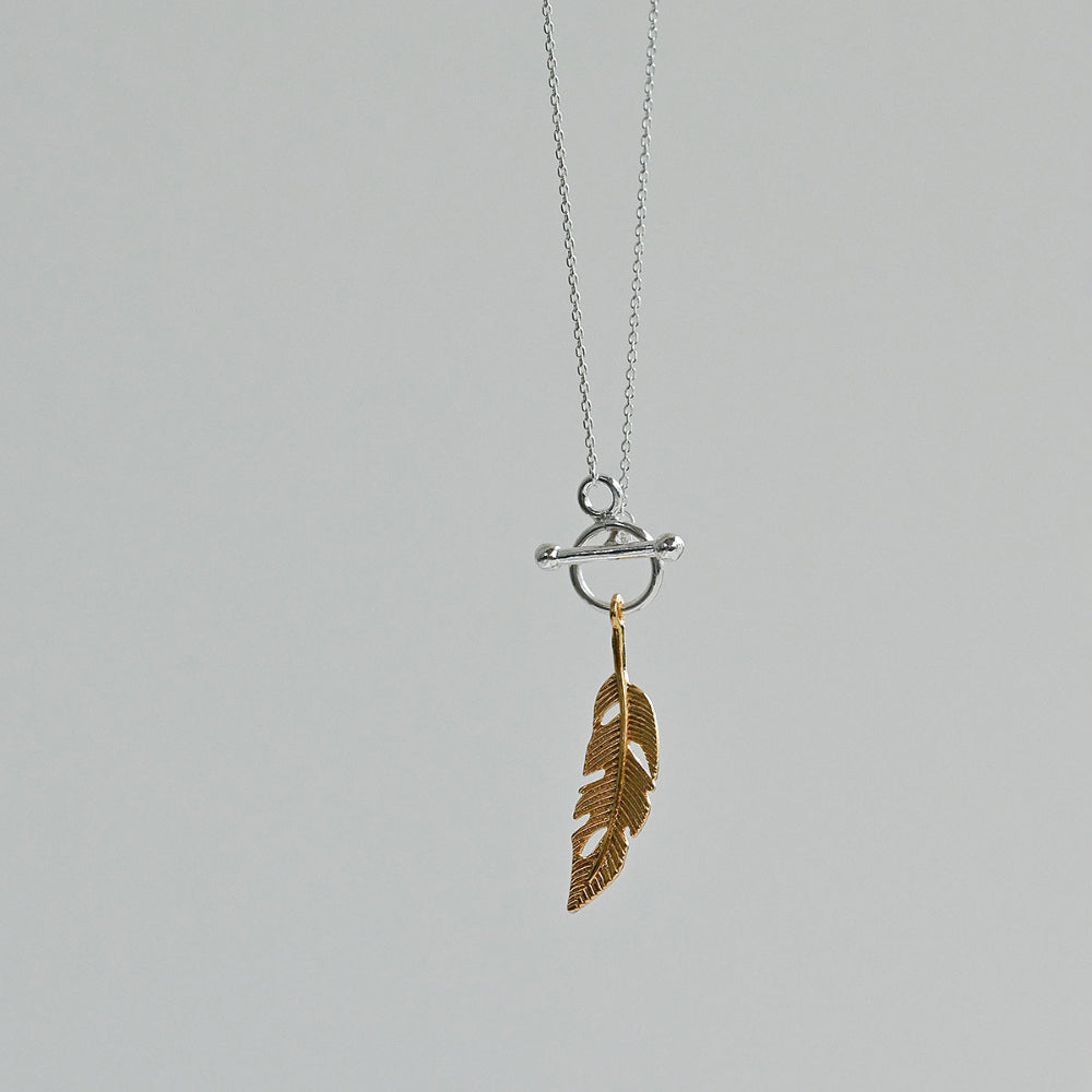 925 Silver Feather Toggle Bar Necklace_KWAJE408