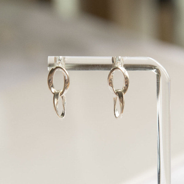 925 silver twist double ring earrings_KWAJE471