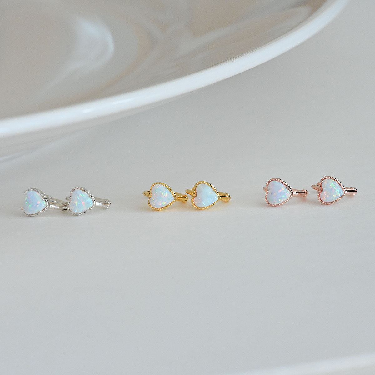 925 silver 4mm heart opal one touch earrings_KWAJE137