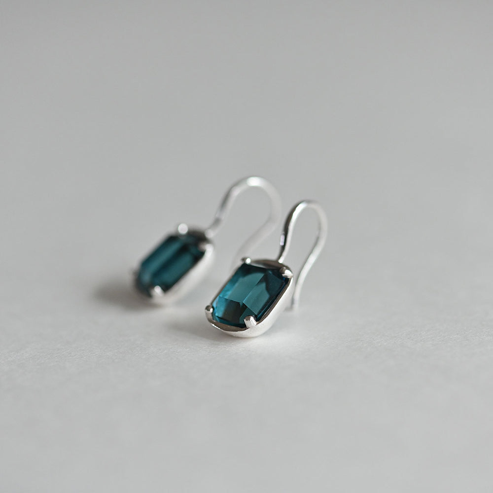 925 silver navy square bead hook earrings_KWAJE474