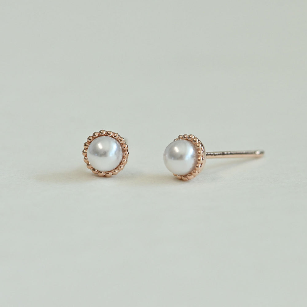 925 silver pearl stud earrings_KWAJE496