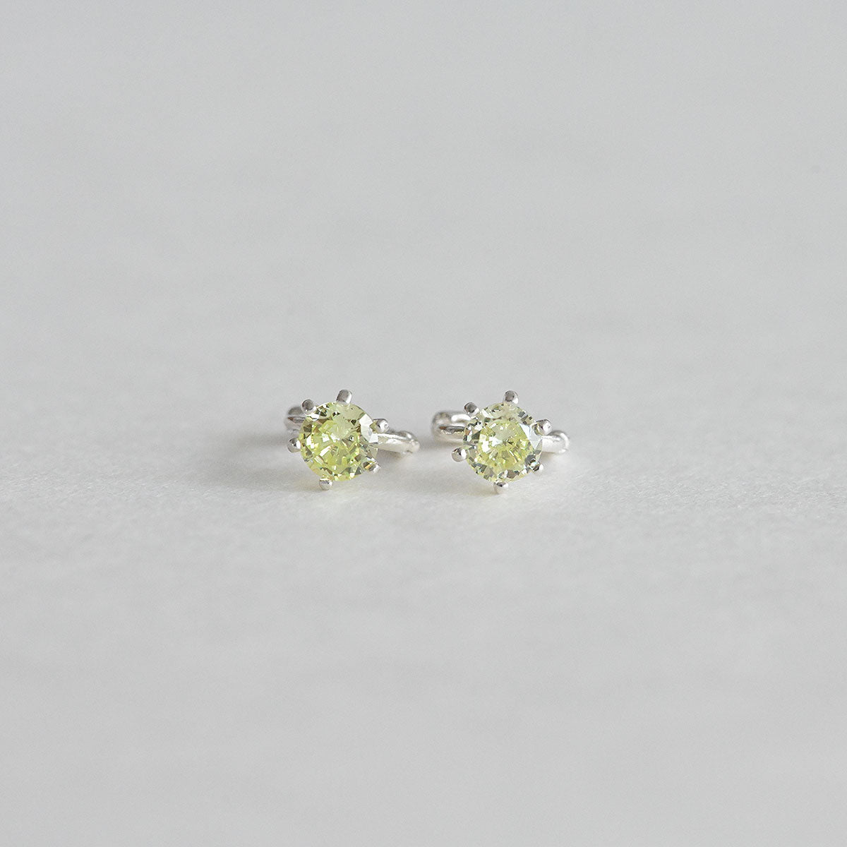 925 Silver Yellow Mini One Touch Earrings_KWAJE391