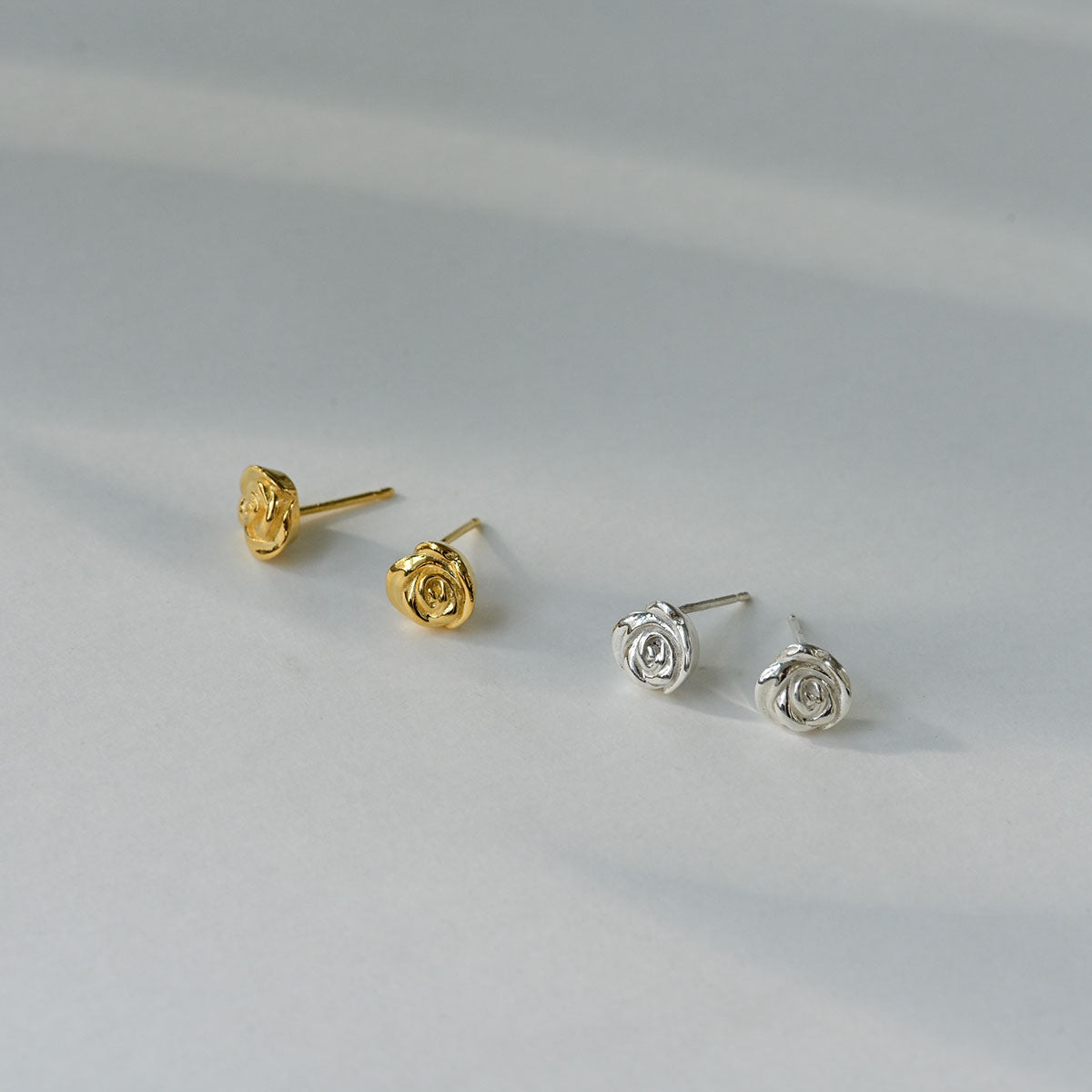 925 silver rose stud earrings_KWAJE356