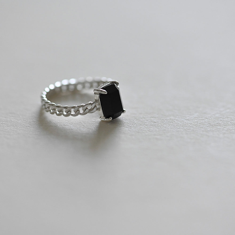 925 Silver Black Curve Line Ring_KWAJE100