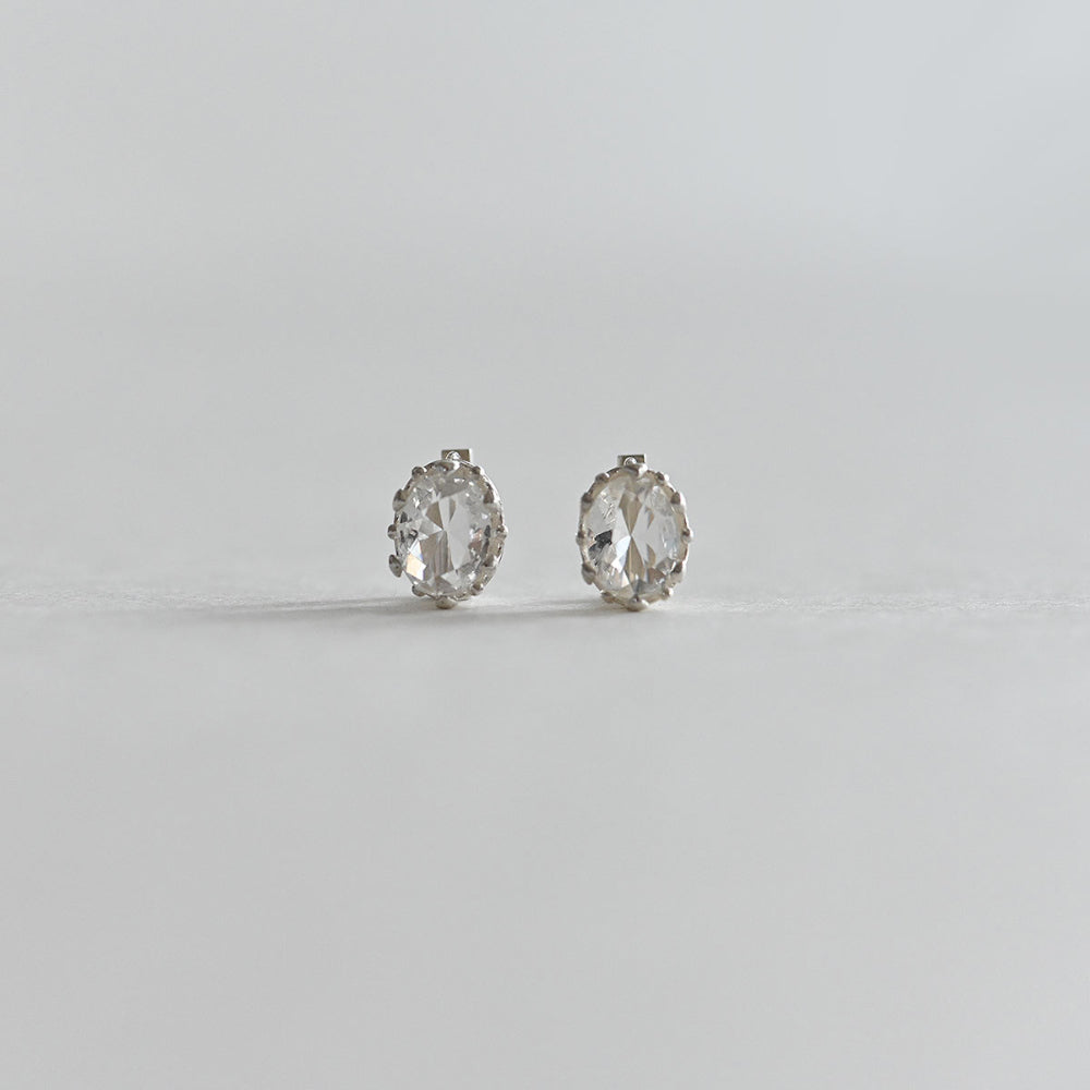 925 Silver Oval Crown Cree One Touch Earrings_KWAJE346