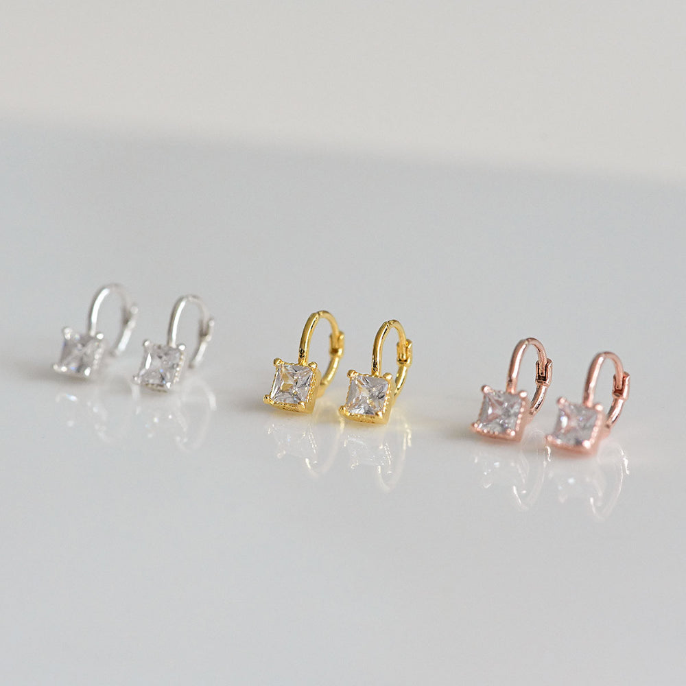 925 silver square cubic one touch earrings_KWAJE365