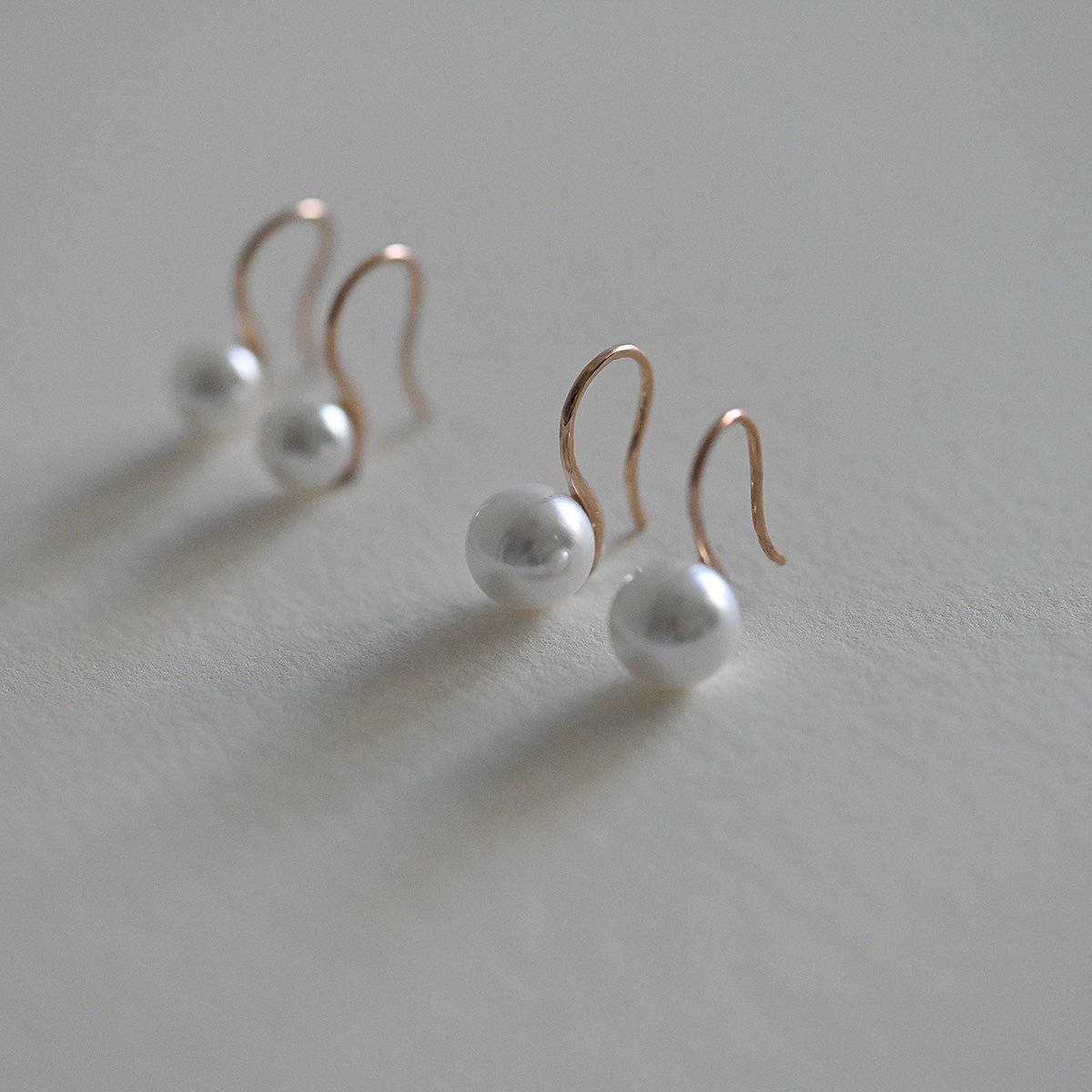 925 silver nuclear pearl hook earrings_KWAJE537